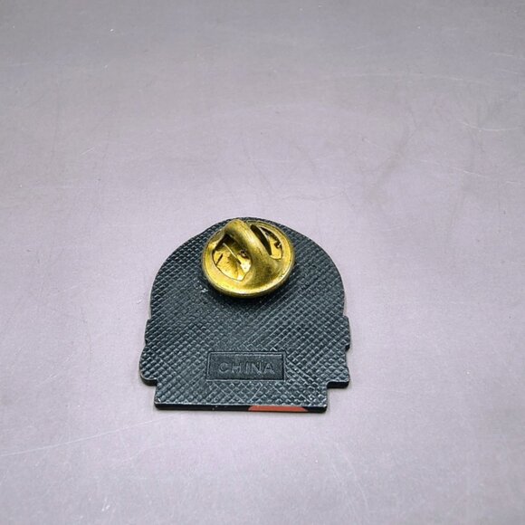 Vtg 90s Tumbleweeds MGM Grand Casino Pinback from Defunct Adventure Theme Park - Picture 4 of 5